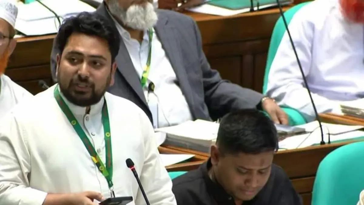 জাতীয় সংসদে বক্তব্য রাখছেন চিফ হুইপ নাহিদ ইসলাম।ছবি: সংগৃহীত