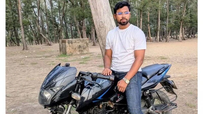 জুলাইযোদ্ধা খোরশেদ আলম। ছবি: সংগৃহীত