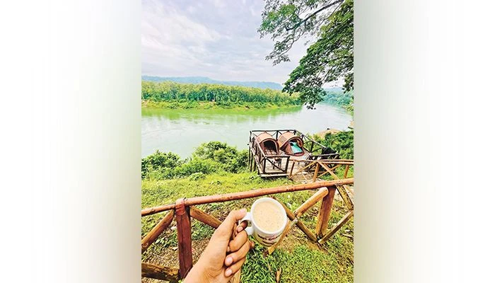 রাঙামাটির কাপ্তাইয়ে জনপ্রিয় তাঁবু ক্যাম্পিং