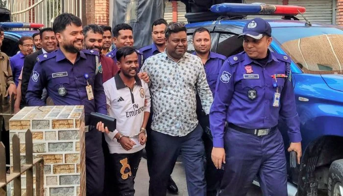 হিরো আলম গ্রেপ্তার।ছবি: সংগৃহীত