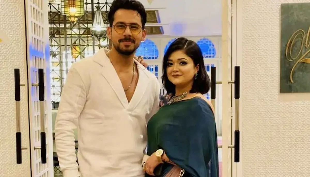 অভিনেতা জাহের আলভী ও তাঁর স্ত্রী ইকরা।ছবি: সংগৃহীত