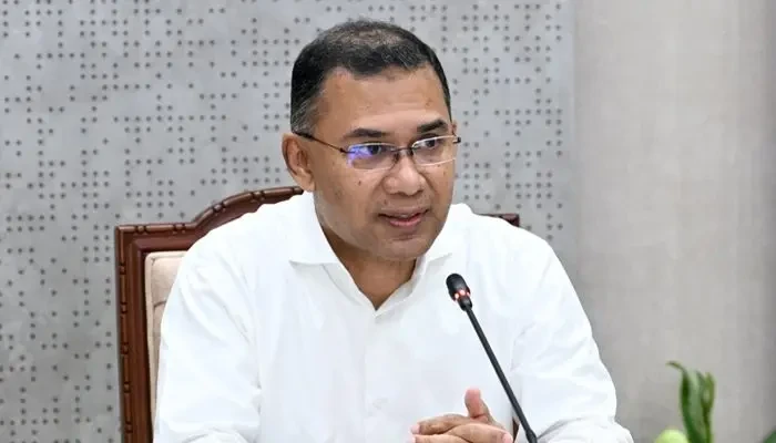 প্রধানমন্ত্রী তারেক রহমানের সভাপতিত্বে যানজট নিরসন ও ট্রাফিক ব্যবস্থাপনা আধুনিকায়ন সংক্রান্ত সভা অনুষ্ঠিত হয়। ছবি: সংগৃহীত