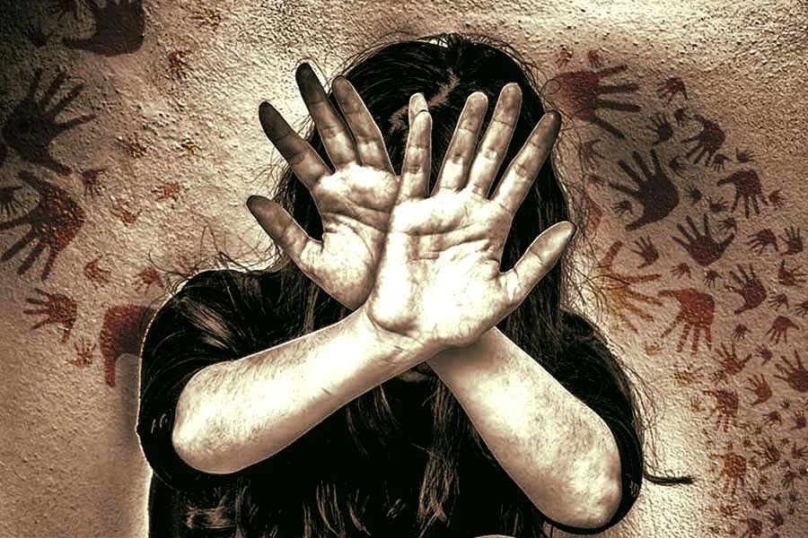 ভারতের নয়াদিল্লিতে চলন্ত ভ্যানে ২ ঘণ্টা ধরে তরুণীকে দলবদ্ধ ধর্ষণ।প্রতিকি ছবি
