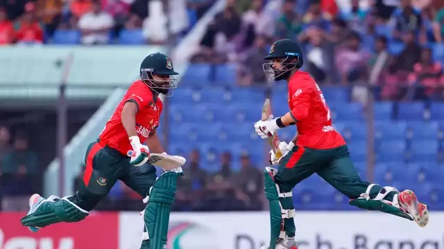 তাওহীদ হৃদয় ও শামিম হোসেনের রান নেওয়ার মুহুর্ত। ছবি: বিসিবি