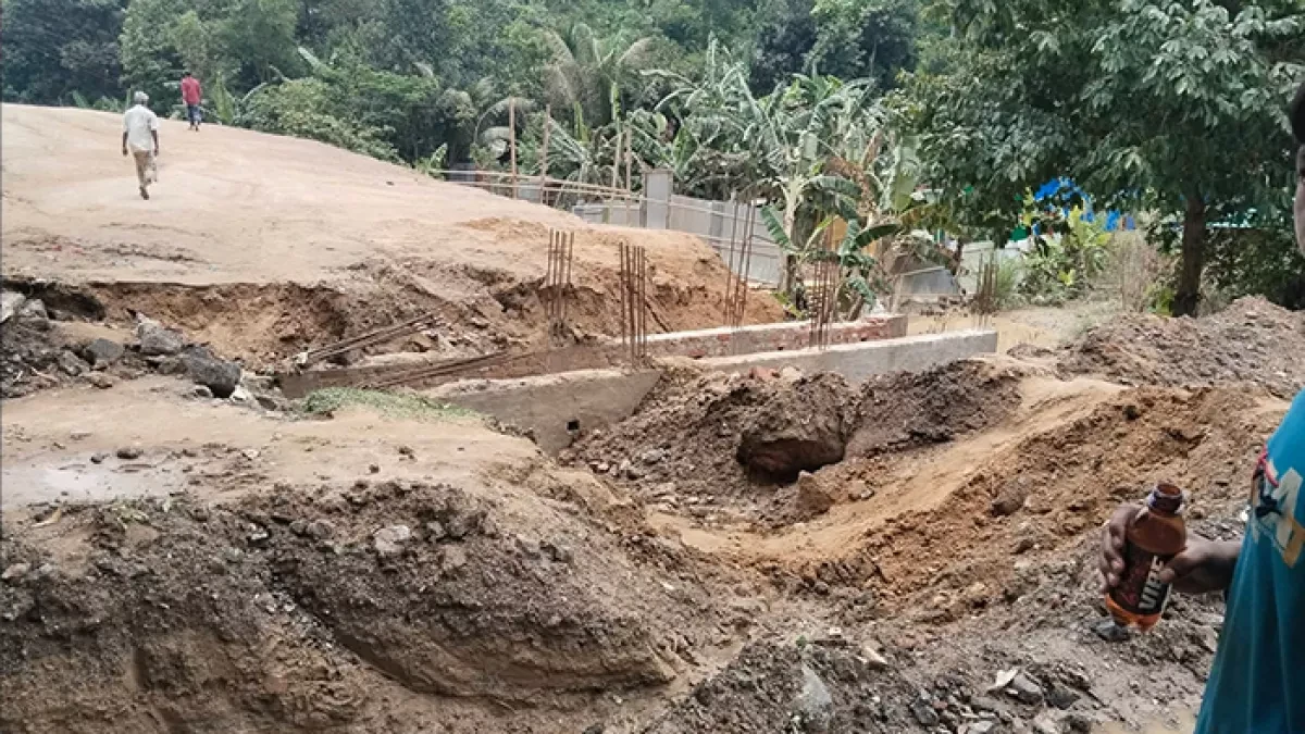জঙ্গল সলিমপুরের আলীনগর এলাকায় নির্মাণাধীন র‍্যাব ক্যাম্প